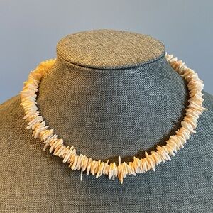 Vintage Beachy Shell Necklace